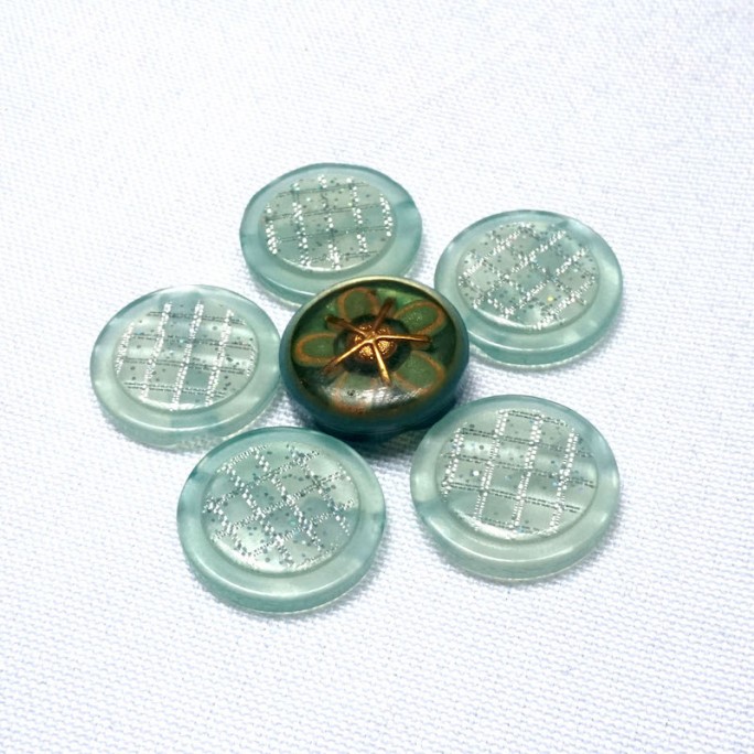 Green Buttons