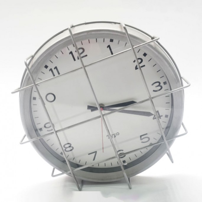 Clock w Metal Grills