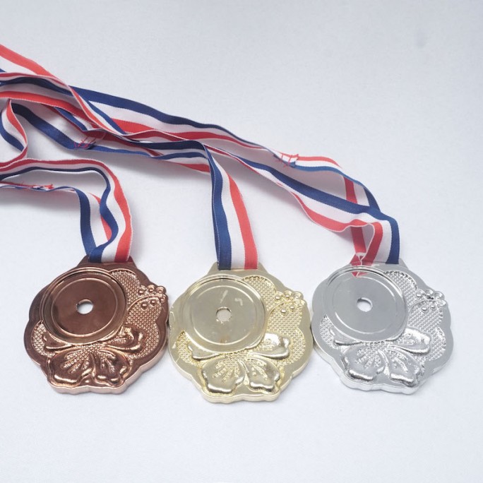 Top 3 Plastic Medals